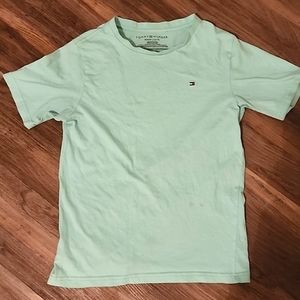Boys Tommy Hilfiger size M 12/14 shirt